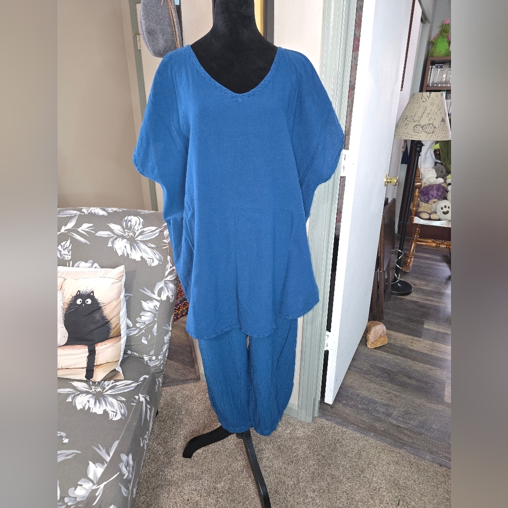 2829 Cottonways Teal Blue Women's Cropped Pants & Top (J)